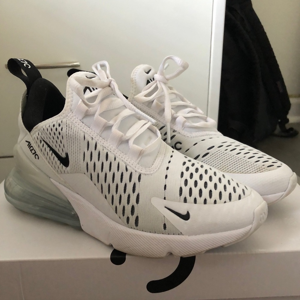 Woman’s Air max 270s